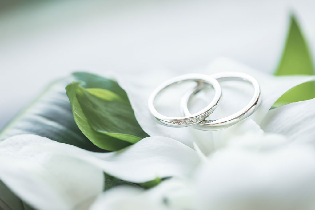 結婚15周年「水晶婚式（クリスタル婚式）」とは？由来やお祝いの方法をご紹介