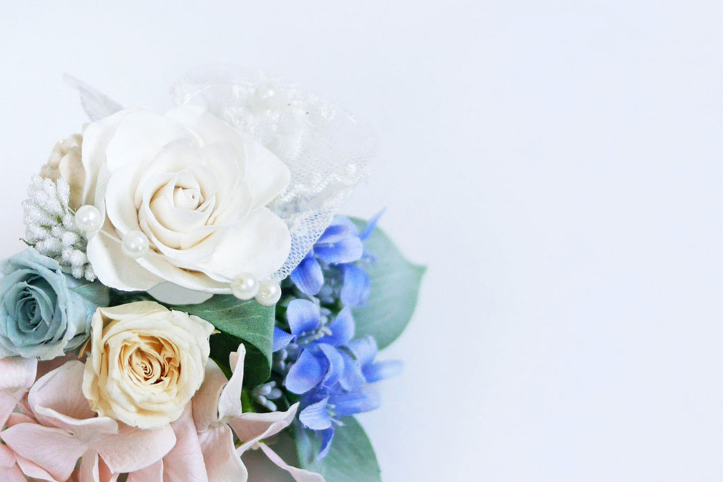 結婚30周年・真珠婚式はどうやってお祝いする?おすすめプレゼントや金額相場をご紹介
