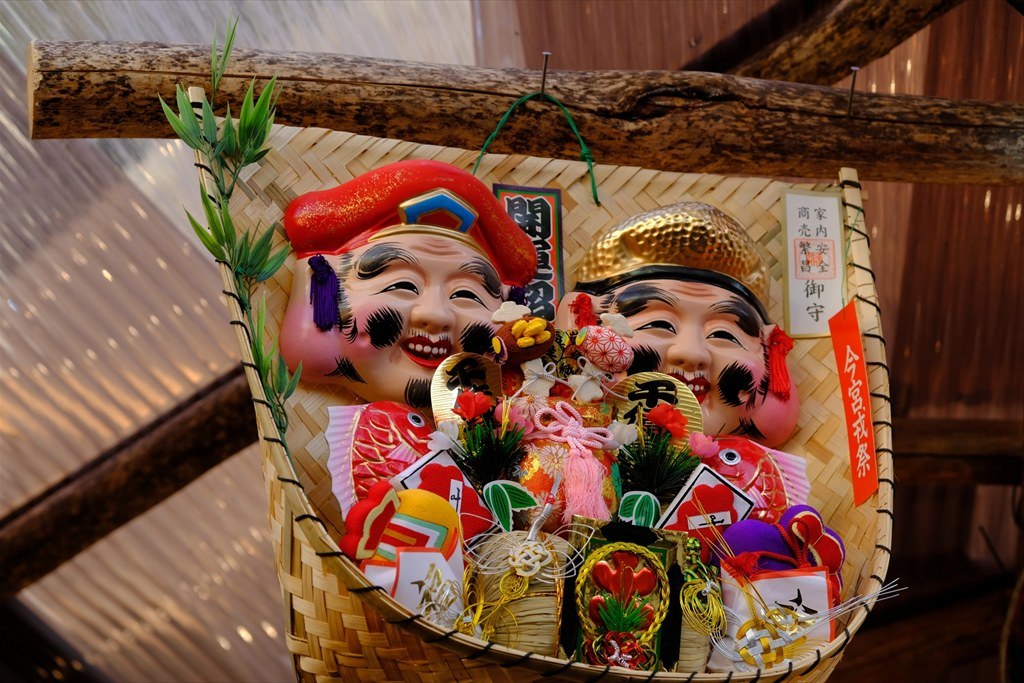 大黒様と恵比寿様の関係は？由来やご利益の違い、正しい祀り方まで