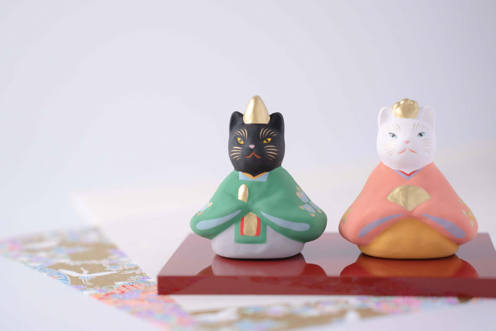 今どきは動物やキャラクターの雛人形も