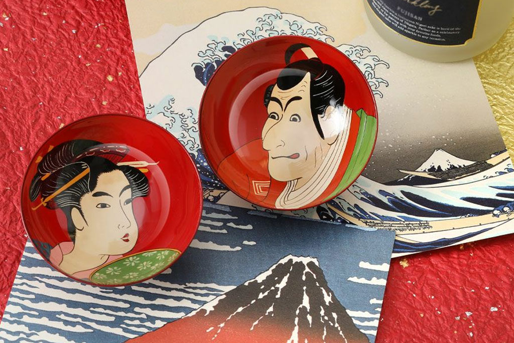 海外出張におすすめの「かさばらない」手土産は？日本らしさがあり喜ば