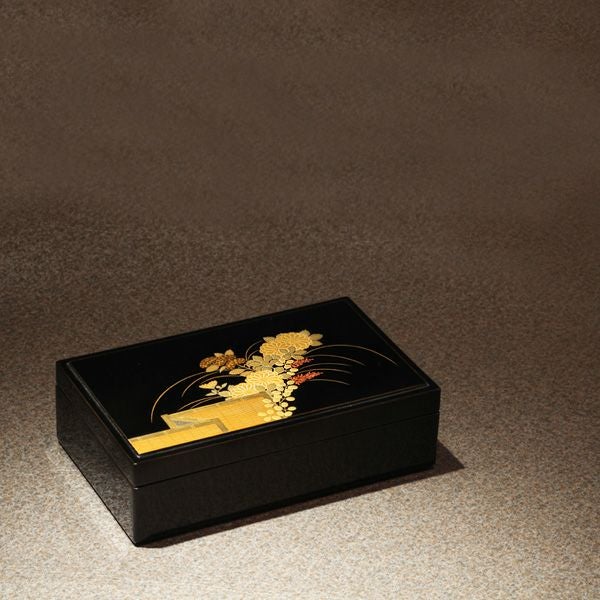 垣に秋草 黒呂長小箱（輪島塗） | 漆器 山田平安堂 WEB本店