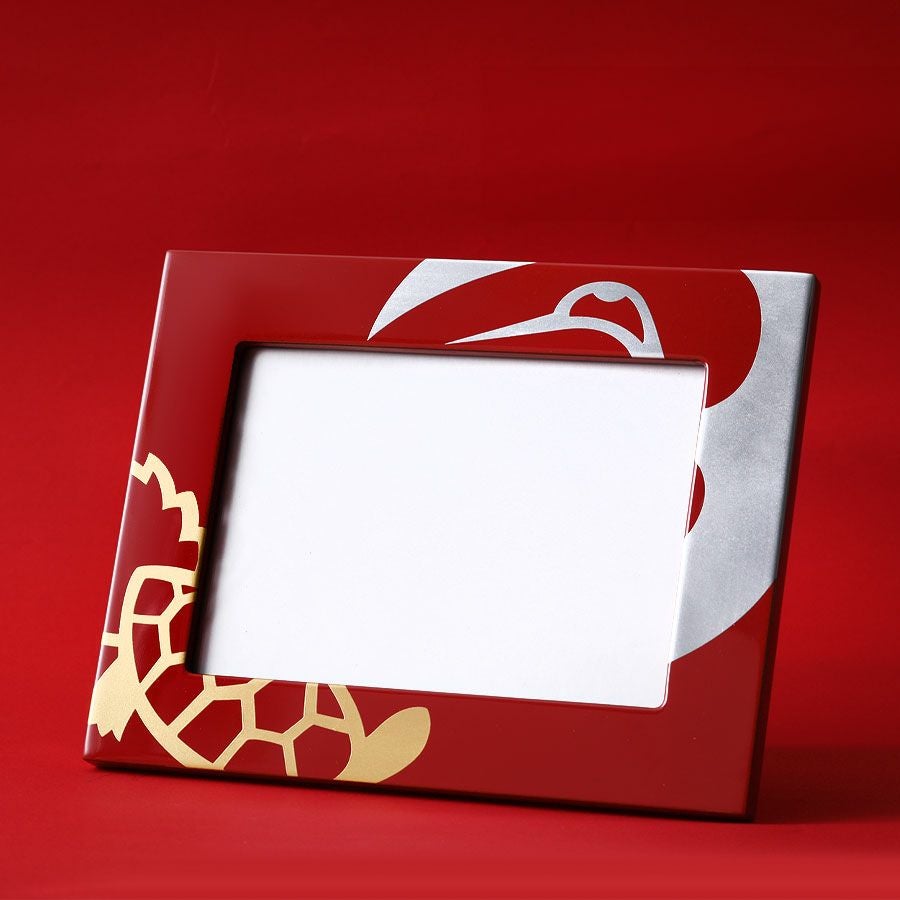 大切な一枚を艶やかに彩る漆器のフォトフレーム | 宮内庁御用達 漆器