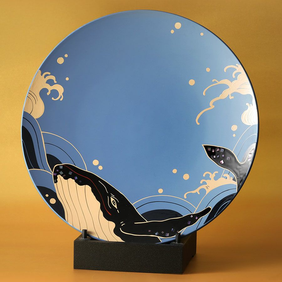 開店祝、開業祝に】縁起が良い動物 海の守り神 鯨の飾皿 | 宮内庁